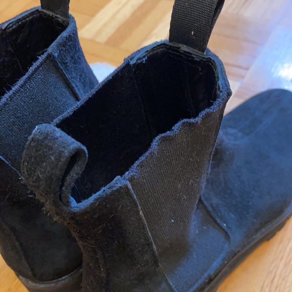 Flattered Sally boots ๐ - Picture 12 of 12